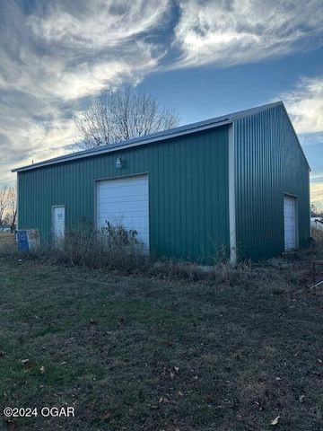 255 Pin Oak Lane Lane, Billings, MO 65610