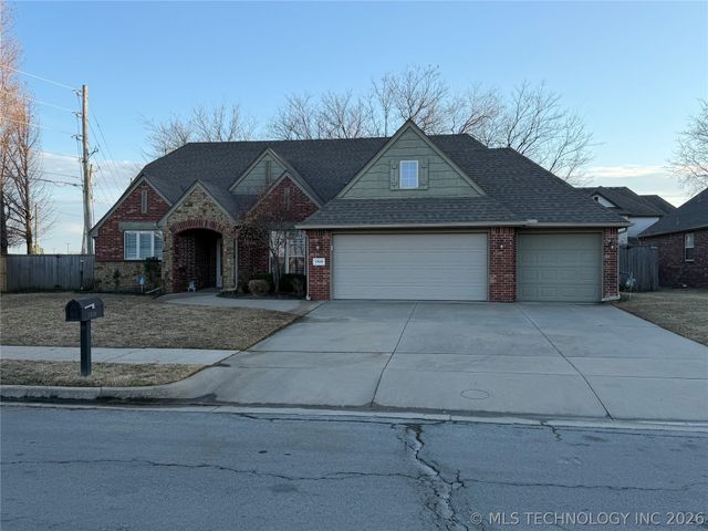 17626 E 48th Street, Tulsa, OK 74134