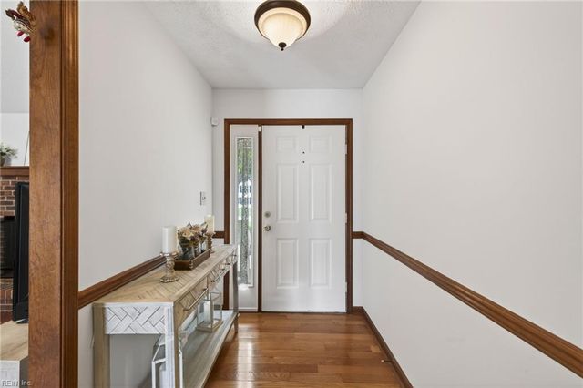 401 Cannon DR, Carrollton, VA 23314