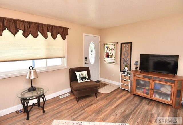 521 S Maurine Drive, Idaho Falls, ID 83401
