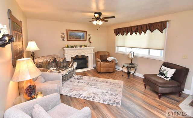 521 S Maurine Drive, Idaho Falls, ID 83401