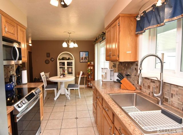 521 S Maurine Drive, Idaho Falls, ID 83401