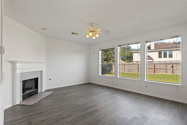 5926 Heathmoor Lane, Houston, TX 77084