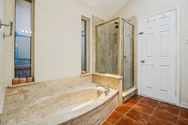 2806 Cinnamon Springs Road, Glenn Heights, TX 75154