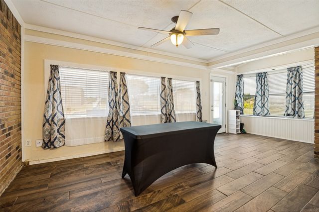 2806 Cinnamon Springs Road, Glenn Heights, TX 75154