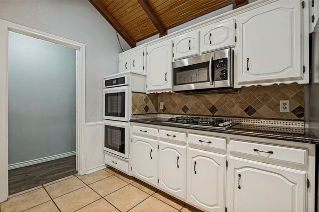 2806 Cinnamon Springs Road, Glenn Heights, TX 75154