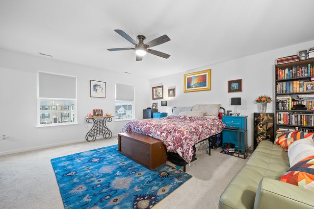 574 CANNONBALL Drive, Grayslake, IL 60030