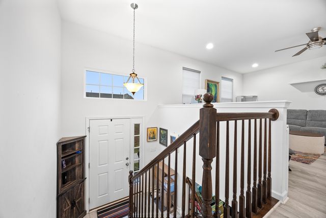 574 CANNONBALL Drive, Grayslake, IL 60030