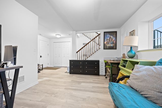 574 CANNONBALL Drive, Grayslake, IL 60030