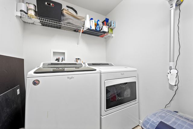 574 CANNONBALL Drive, Grayslake, IL 60030