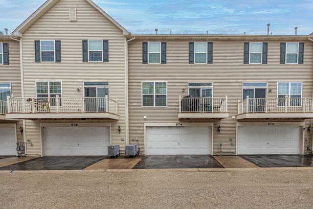 574 CANNONBALL Drive, Grayslake, IL 60030