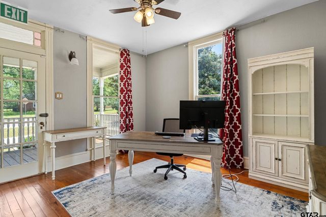 1009 N Pacific, Mineola, TX 75773