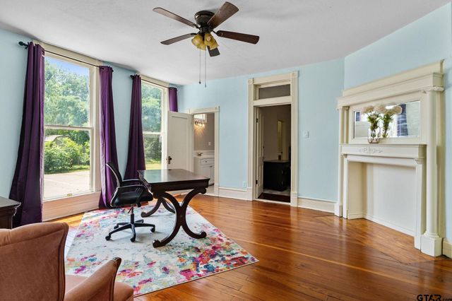 1009 N Pacific, Mineola, TX 75773