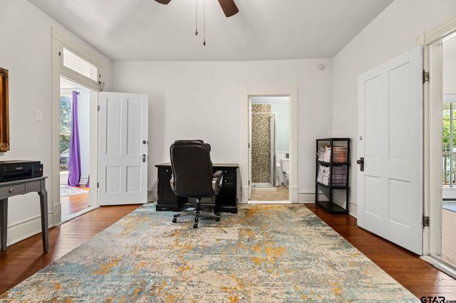 1009 N Pacific, Mineola, TX 75773