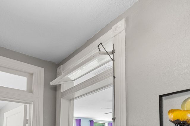 1009 N Pacific, Mineola, TX 75773