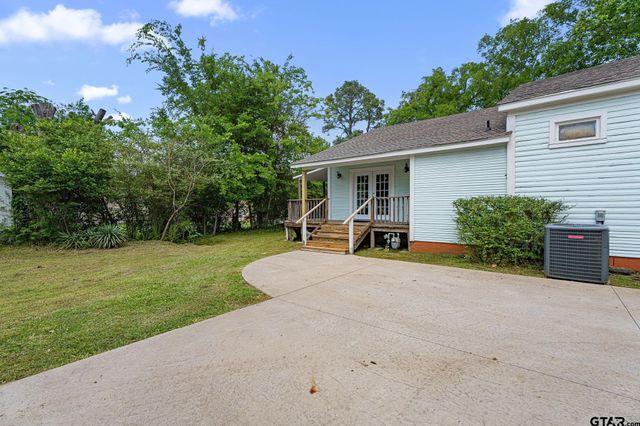 1009 N Pacific, Mineola, TX 75773
