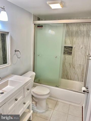 19229 SAINT JOHNSBURY LN, Germantown, MD 20876