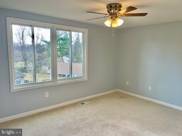 19229 SAINT JOHNSBURY LN, Germantown, MD 20876