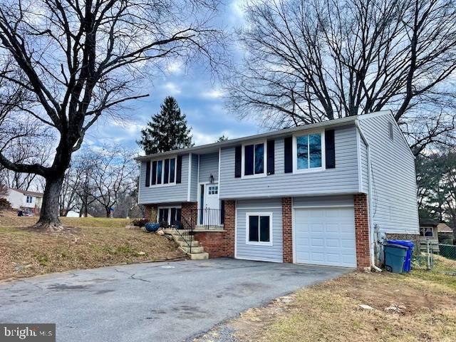 19229 SAINT JOHNSBURY LN, Germantown, MD 20876