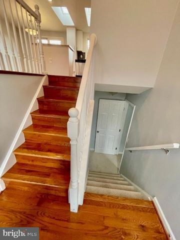 19229 SAINT JOHNSBURY LN, Germantown, MD 20876