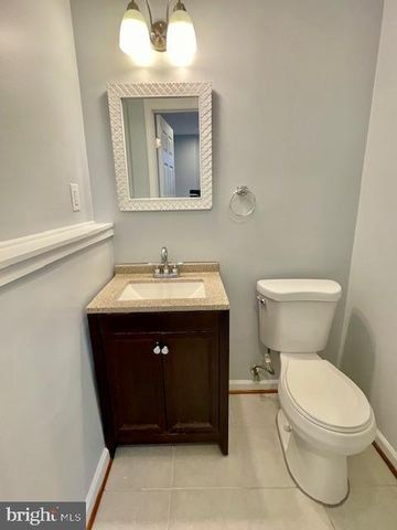 19229 SAINT JOHNSBURY LN, Germantown, MD 20876