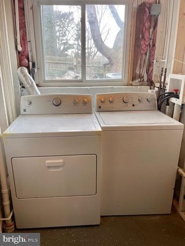 19229 SAINT JOHNSBURY LN, Germantown, MD 20876