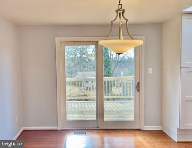 19229 SAINT JOHNSBURY LN, Germantown, MD 20876