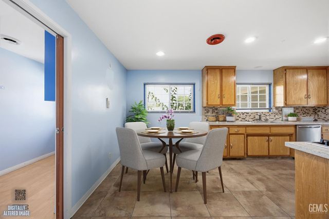 5833 Pembroke Avenue, Bakersfield, CA 93308
