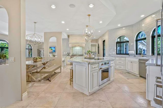 5305 La Crescenta, Rancho Santa Fe, CA 92067