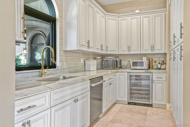 5305 La Crescenta, Rancho Santa Fe, CA 92067