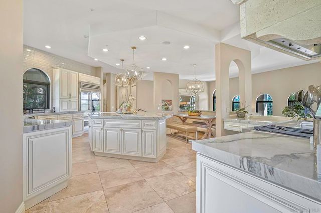 5305 La Crescenta, Rancho Santa Fe, CA 92067