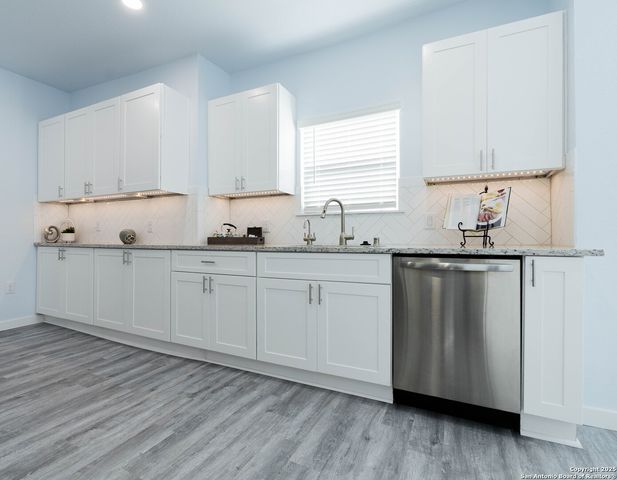 418 Gulf, San Antonio, TX 78202