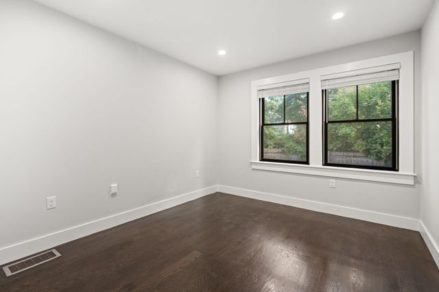 2-4 Crossman St 4, Boston, MA 02126