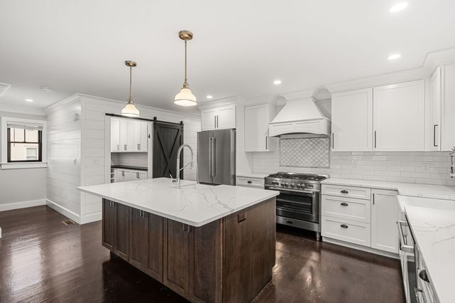 2-4 Crossman St 4, Boston, MA 02126