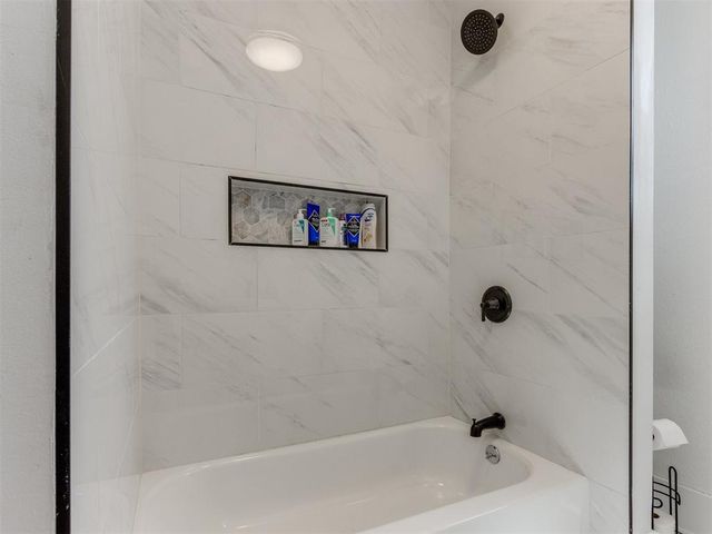 1317 N Wisconsin Avenue, Oklahoma City, OK 73117