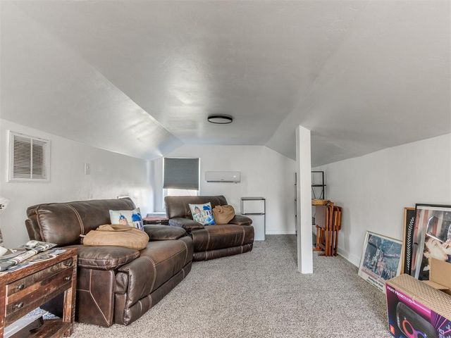 1317 N Wisconsin Avenue, Oklahoma City, OK 73117