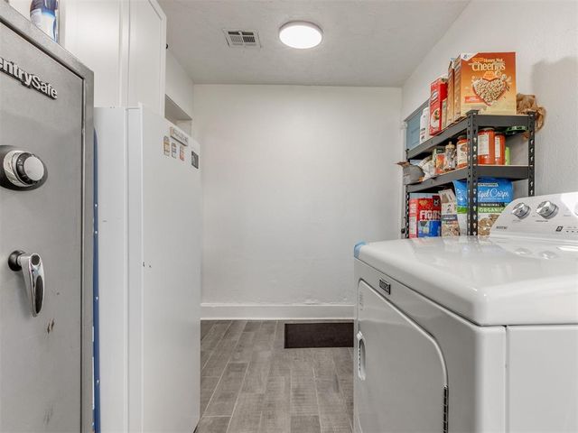 1317 N Wisconsin Avenue, Oklahoma City, OK 73117