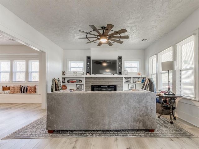 1317 N Wisconsin Avenue, Oklahoma City, OK 73117