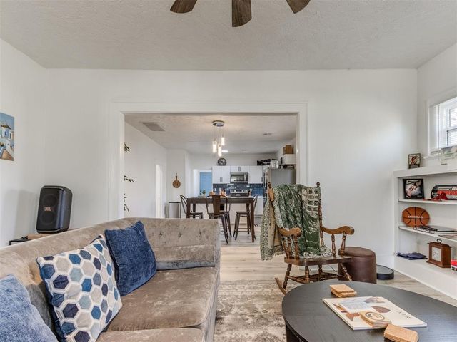 1317 N Wisconsin Avenue, Oklahoma City, OK 73117