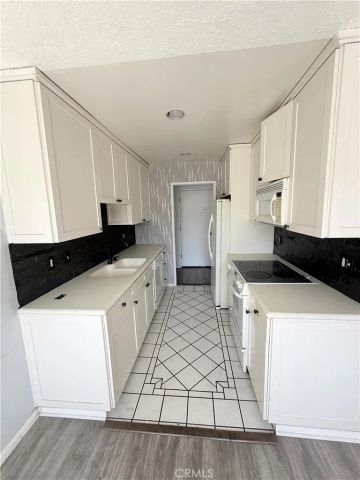 12200 Montecito Road D221, Seal Beach, CA 90740