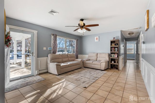 8 Tanglewood Drive, Barnegat, NJ 08005