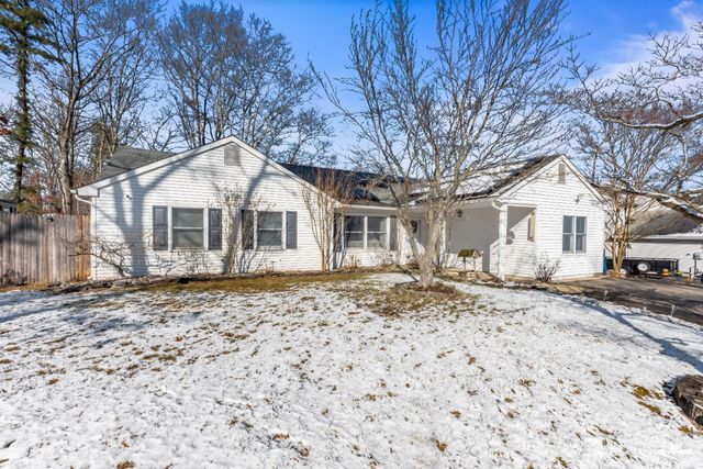 8 Tanglewood Drive, Barnegat, NJ 08005