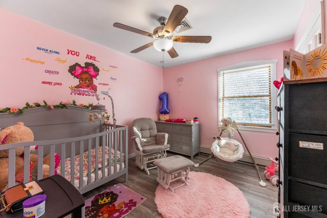 8 Tanglewood Drive, Barnegat, NJ 08005