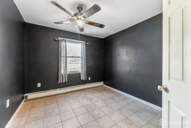 8 Tanglewood Drive, Barnegat, NJ 08005