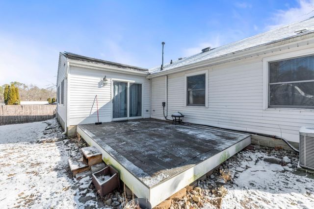 8 Tanglewood Drive, Barnegat, NJ 08005