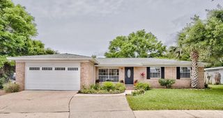 711 Legion Drive, Destin, FL 32541