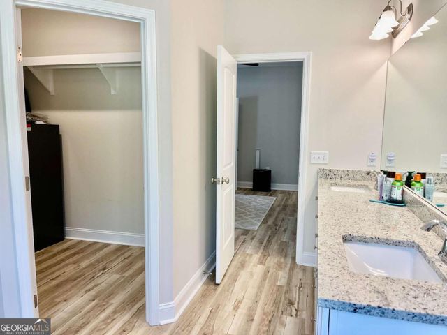 1016 Pine Street, Darien, GA 31305