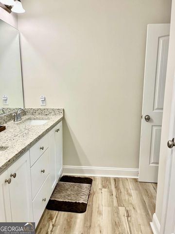 1016 Pine Street, Darien, GA 31305