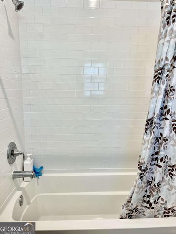 1016 Pine Street, Darien, GA 31305