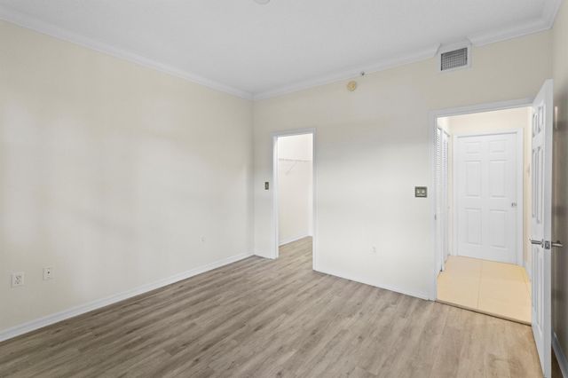 26 Royal Palm Way 304, Boca Raton, FL 33432